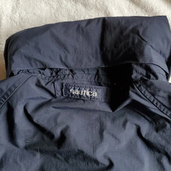 Vintage Lightweight Nautica Jacket in classic red/blue/yellow w/hood XL EUC - Picture 4 of 5